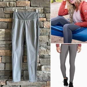 Kuhl Women’s TRANSCENDR LEGGINGS In Carbon | Size S